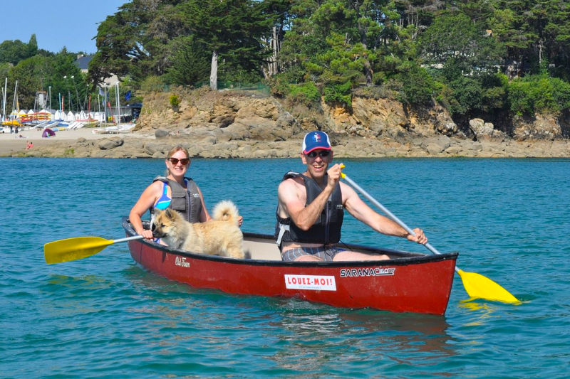 Location de canoë acceptant les animaux